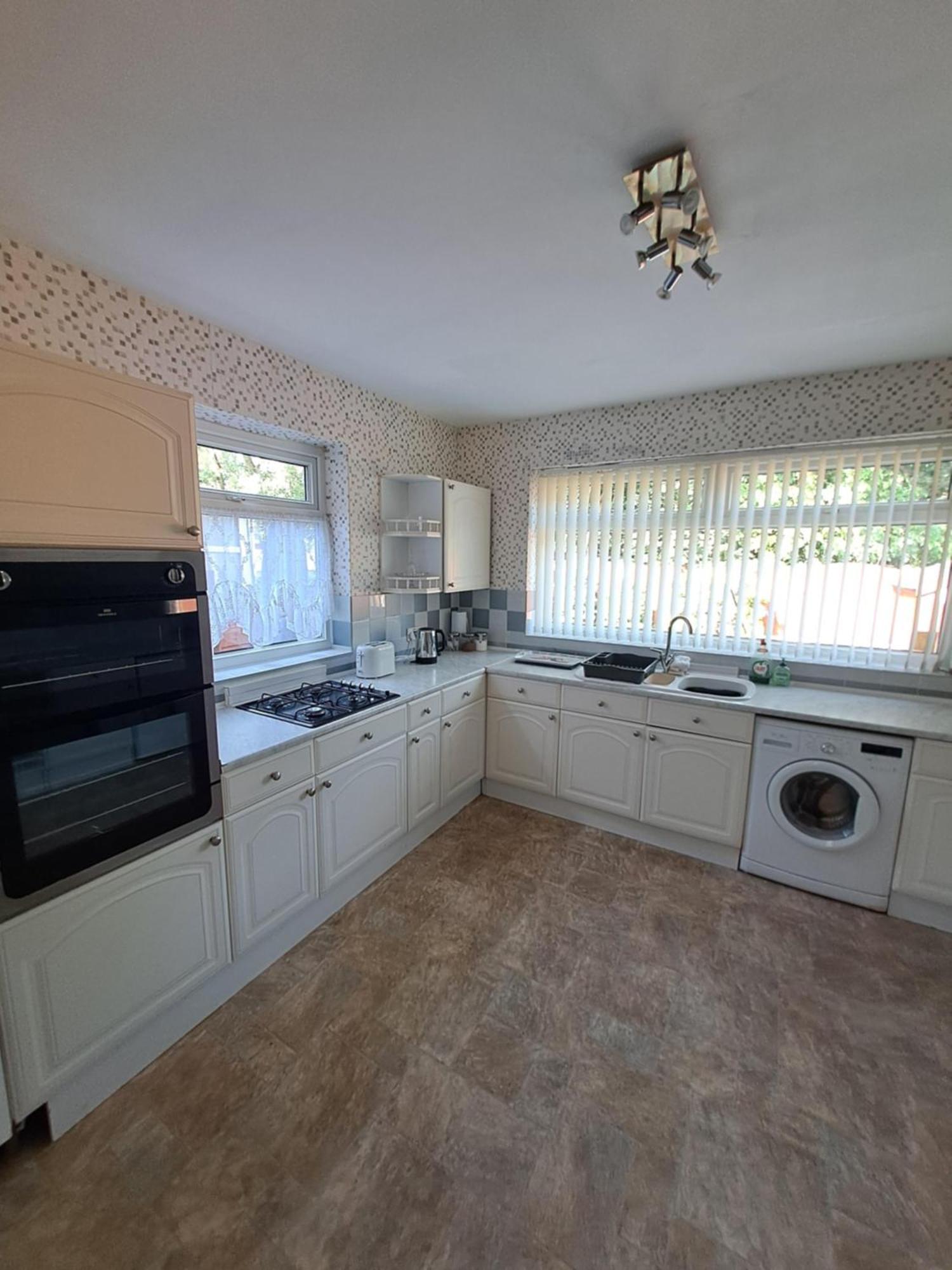 Dalton House - Three Bedroom Property Stretford Free Parking Near The Trafford Centre Manchester Eksteriør bilde